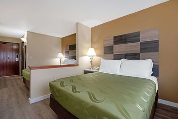 هتل Quality Inn Bemidji