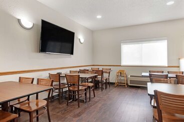 هتل Quality Inn Bemidji