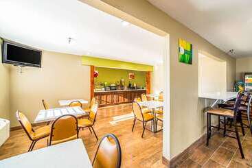 هتل Quality Inn Carbondale University Area