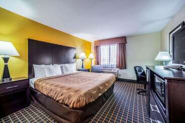هتل Quality Inn Carbondale University Area