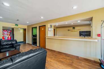 هتل Quality Inn Carbondale University Area