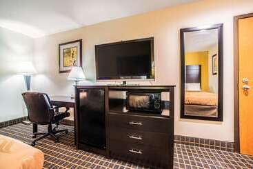 هتل Quality Inn Carbondale University Area
