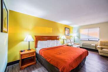 هتل Quality Inn Carbondale University Area