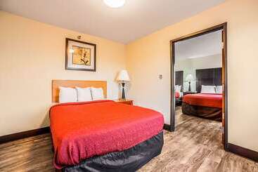 هتل Quality Inn Carbondale University Area