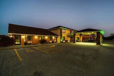 هتل Quality Inn Carbondale University Area