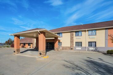 هتل Quality Inn Carbondale University Area