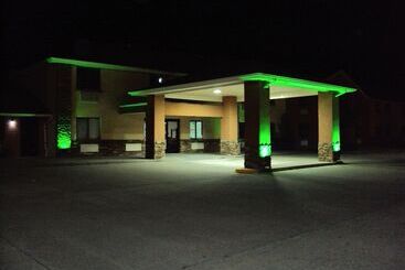هتل Quality Inn Carbondale University Area