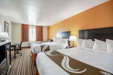 هتل Quality Inn