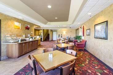 هتل Quality Inn