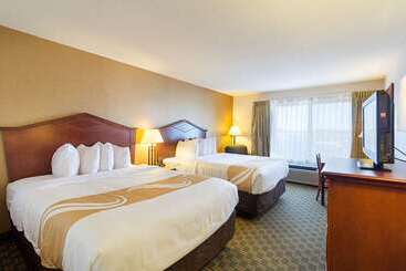 هتل Quality Inn