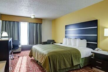 هتل Quality Inn Fort Smith I540