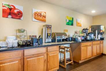هتل Quality Inn I25
