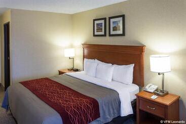 هتل Quality Inn I25