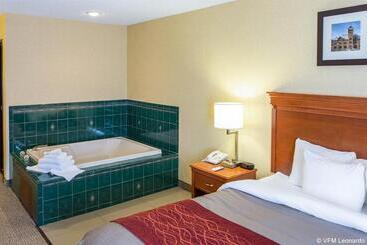 هتل Quality Inn I25