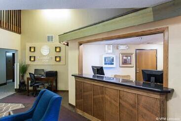 هتل Quality Inn I25