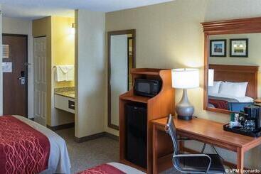 هتل Quality Inn I25