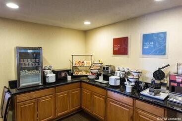 هتل Quality Inn I25