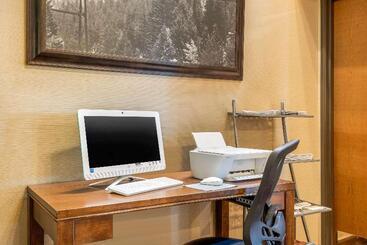 هتل Quality Inn I25