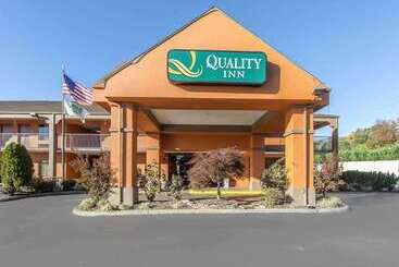 هتل Quality Inn Downtown
