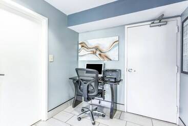 هتل Quality Inn Downtown