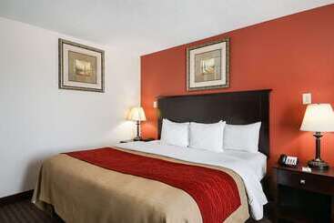 هتل Quality Inn Kingsville Hwy 77