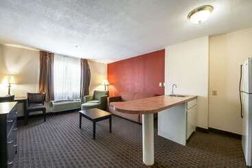 هتل Quality Inn Kingsville Hwy 77