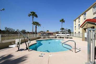 هتل Quality Inn Kingsville Hwy 77