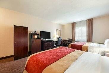 هتل Quality Inn Kingsville Hwy 77
