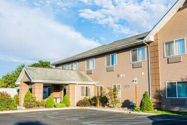 هتل Quality Inn