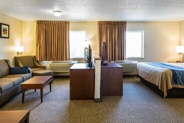 هتل Quality Inn