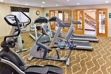 هتل Quality Inn