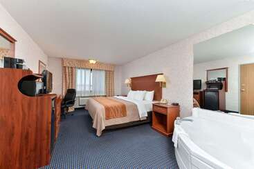 هتل Quality Inn