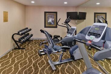 هتل Quality Inn