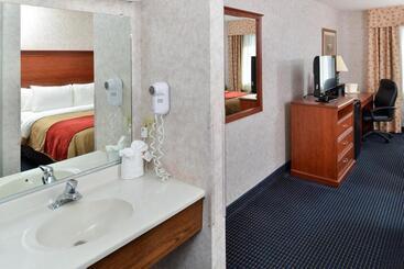هتل Quality Inn