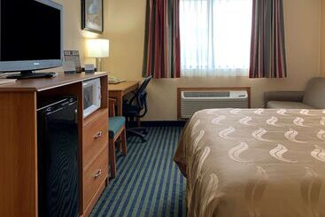 酒店 Quality Inn Ottawa Near Starved Rock State Park