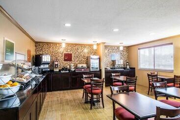 هتل Quality Inn Plant City  Lakeland