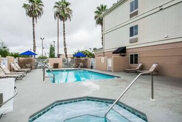 هتل Quality Inn Plant City  Lakeland
