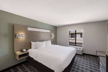 هتل Quality Inn & Suites Dfw Airport South