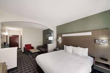 هتل Quality Inn & Suites Dfw Airport South