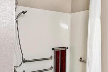 هتل Quality Inn & Suites Wisconsin Dells Downtown   Waterparks Area