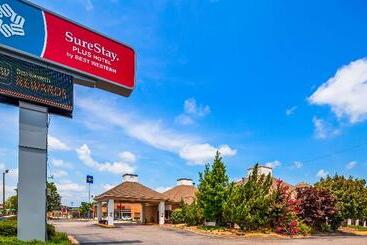 هتل Quality Inn & Suites Fayetteville I 95
