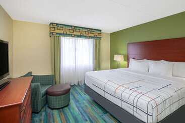 هتل Wingate By Wyndham Valdosta/moody Afb