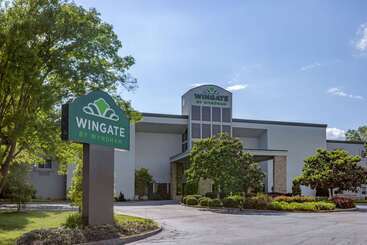 هتل Wingate By Wyndham Valdosta/moody Afb