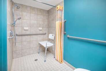 هتل Wingate By Wyndham Valdosta/moody Afb