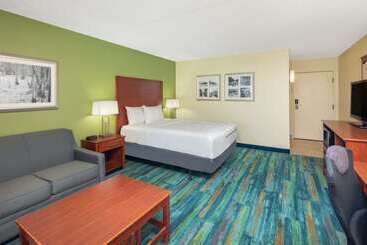هتل Wingate By Wyndham Valdosta/moody Afb