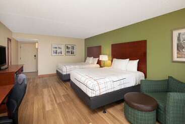 هتل Wingate By Wyndham Valdosta/moody Afb