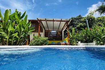 هتل Cabanas Lamaite