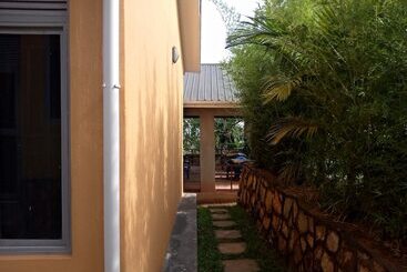 پانسیون Harod Suites