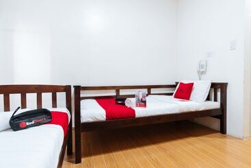 هاستل Reddoorz Plus Near Robinsons Place Manila