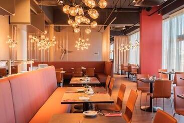 هتل Amedia Express Graz Airport, Trademark Collection By Wyndham